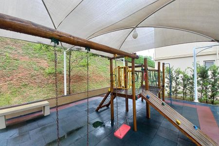 Apartamento para alugar com 44m², 2 quartos e 1 vaga Apartamento para alugar com 44m², 2 quartos e 1 vagaÁrea comum - Playground