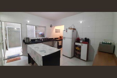 Casa à venda com 266m², 3 quartos e 1 vagaCozinha