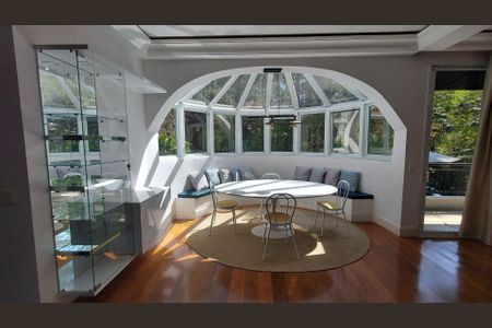 Casa à venda com 4 quartos, 660m² em Colinas da Anhanguera, Santana de Parnaíba