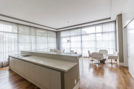 Apartamento para alugar com 52m², 1 quarto e 1 vaga Apartamento para alugar com 52m², 1 quarto e 1 vagaÁrea comum - Salão de festas