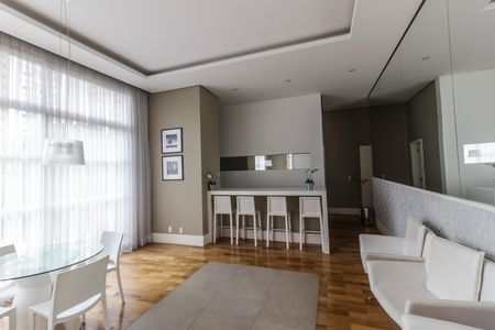Apartamento para alugar com 52m², 1 quarto e 1 vaga Apartamento para alugar com 52m², 1 quarto e 1 vagaÁrea comum - Salão de festasv