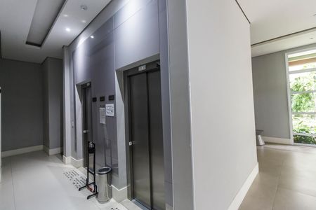 Apartamento para alugar com 52m², 1 quarto e 1 vaga Apartamento para alugar com 52m², 1 quarto e 1 vagaHall social