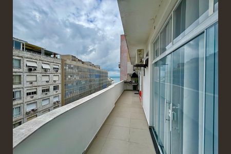 Apartamento à venda com 292m², 4 quartos e 1 vaga Apartamento à venda com 292m², 4 quartos e 1 vagaVaranda - Sala