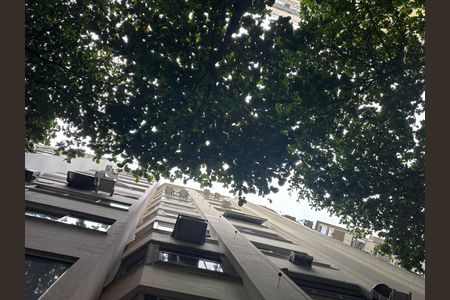 Apartamento à venda com 292m², 4 quartos e 1 vaga Apartamento à venda com 292m², 4 quartos e 1 vagaFachada