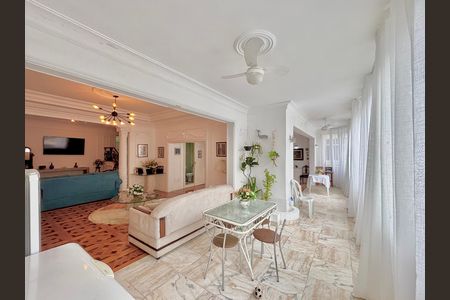 Apartamento à venda com 292m², 4 quartos e 1 vaga Apartamento à venda com 292m², 4 quartos e 1 vagaSala