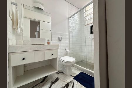 Apartamento à venda com 292m², 4 quartos e 1 vaga Apartamento à venda com 292m², 4 quartos e 1 vagaBanheiro
