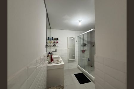 Apartamento à venda com 292m², 4 quartos e 1 vaga Apartamento à venda com 292m², 4 quartos e 1 vagaBanheiro