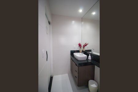 Apartamento para alugar com 56m², 1 quarto e 2 vagas Apartamento para alugar com 56m², 1 quarto e 2 vagasBanheiro
