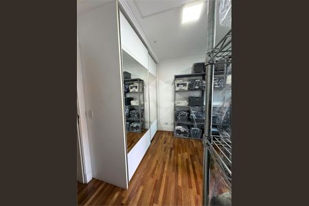 Casa à venda com 222m², 3 quartos e 5 vagas