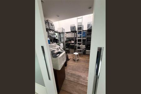 Casa à venda com 222m², 3 quartos e 5 vagas