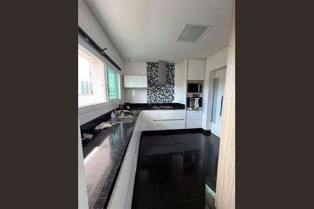 Casa à venda com 222m², 3 quartos e 5 vagas