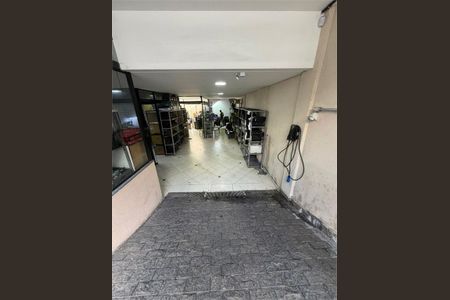 Casa à venda com 222m², 3 quartos e 5 vagas
