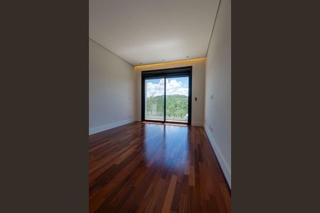 Casa à venda com 427m², 4 quartos e 4 vagas