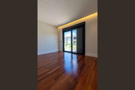 Casa à venda com 427m², 4 quartos e 4 vagas