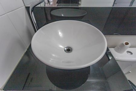 Apartamento para alugar com 45m², 2 quartos e 1 vaga Apartamento para alugar com 45m², 2 quartos e 1 vagaBanheiro