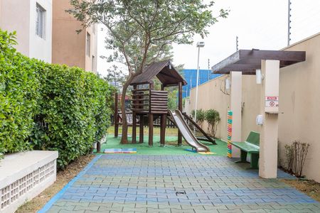 Apartamento para alugar com 45m², 2 quartos e 1 vaga Apartamento para alugar com 45m², 2 quartos e 1 vagaÁrea comum - Playground