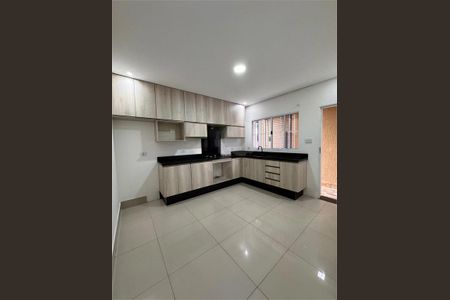 Casa à venda com 136m², 2 quartos e 4 vagas