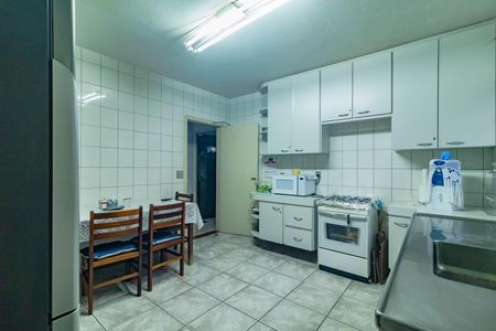 Casa à venda com 175m², 3 quartos e 2 vagas