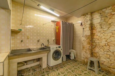Casa à venda com 175m², 3 quartos e 2 vagas
