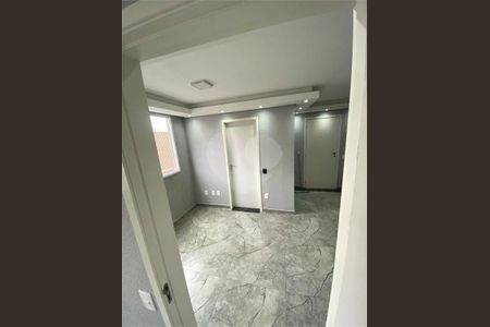 Apartamento à venda com 2 quartos, 35m² em Jardim Santa Adelia, São Paulo