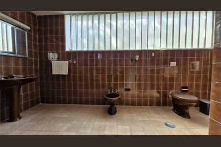 Casa à venda com 317m², 3 quartos e 2 vagas