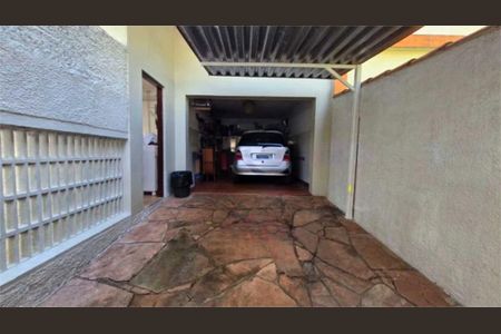 Casa à venda com 3 quartos, 317m² em Campo Belo, São Paulo