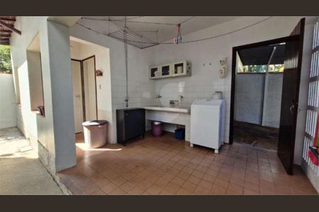 Casa à venda com 3 quartos, 317m² em Campo Belo, São Paulo