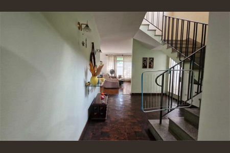Casa à venda com 3 quartos, 317m² em Campo Belo, São Paulo
