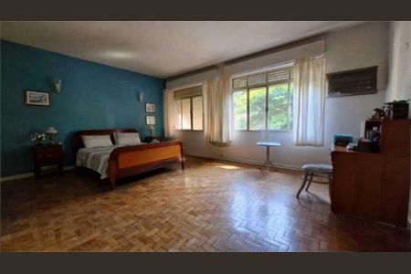 Casa à venda com 3 quartos, 317m² em Campo Belo, São Paulo