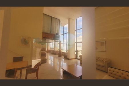 Apartamento à venda com 63m², 2 quartos e 2 vagas