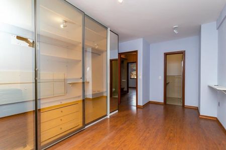 Casa de condomínio para alugar com 233m², 3 quartos e 4 vagas Casa de condomínio para alugar com 233m², 3 quartos e 4 vagasQuarto 3