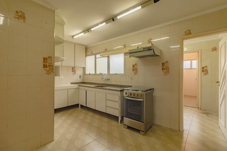 Cozinha de apartamento à venda com 2 quartos, 84m² em Vila Clementino, São Paulo