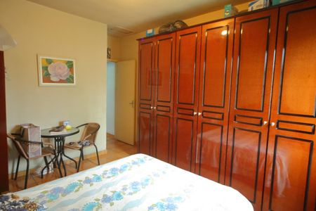 Casa à venda com 120m², 2 quartos e 2 vagasQuarto 1 