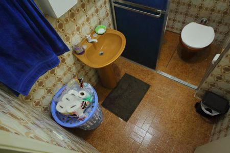 Casa à venda com 120m², 2 quartos e 2 vagasBanheiro 
