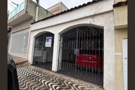 Casa à venda com 120m², 2 quartos e 2 vagasFachada 