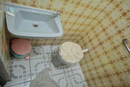 Casa à venda com 120m², 2 quartos e 2 vagasBanheiro de serviço