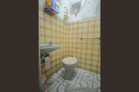 Casa à venda com 120m², 2 quartos e 2 vagasBanheiro de serviço
