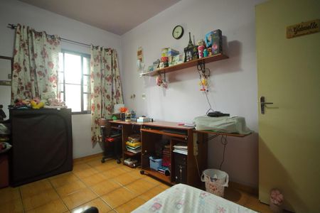Casa à venda com 120m², 2 quartos e 2 vagasQuarto 2