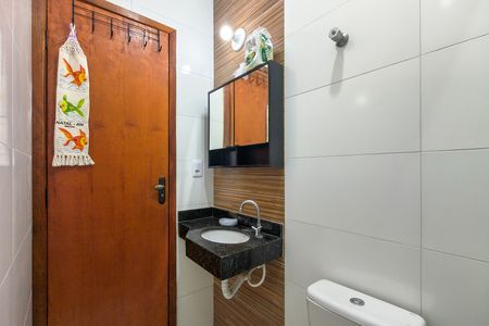 Casa de condomínio para alugar com 50m², 2 quartos e 1 vaga Casa de condomínio para alugar com 50m², 2 quartos e 1 vagaBanheiro