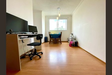 Sala de apartamento à venda com 1 quarto, 48m² em Cabral, Contagem