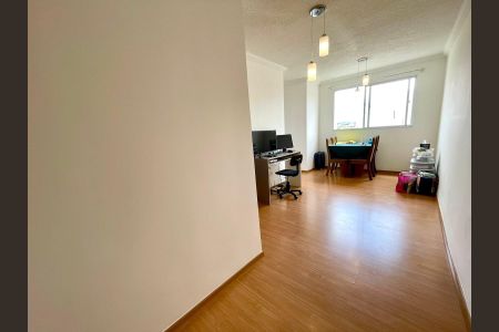 Sala de apartamento à venda com 1 quarto, 48m² em Cabral, Contagem