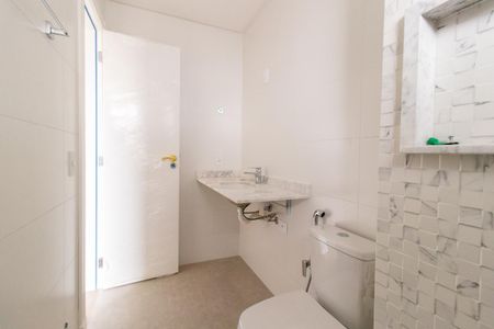 Apartamento à venda com 86m², 2 quartos e 1 vaga Apartamento à venda com 86m², 2 quartos e 1 vagaBanheiro da Suíte