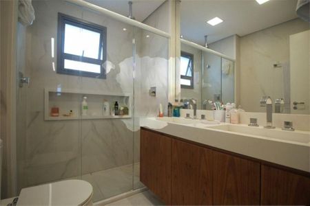 Apartamento à venda com 193m², 3 quartos e 4 vagas