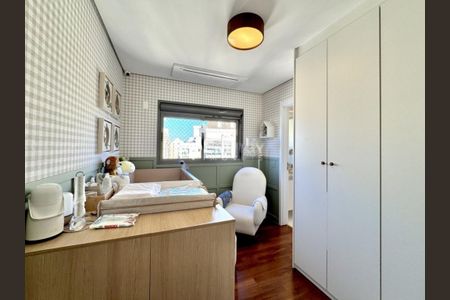 Apartamento à venda com 143m², 3 quartos e 2 vagas