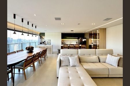 Apartamento à venda com 143m², 3 quartos e 2 vagas