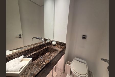 Apartamento à venda com 223m², 3 quartos e 3 vagasBanheiro