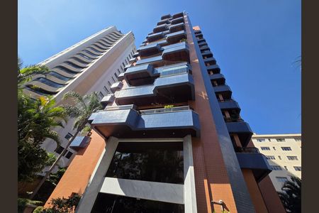 Apartamento à venda com 223m², 3 quartos e 3 vagasFachada