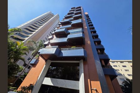 Apartamento à venda com 223m², 3 quartos e 3 vagasFachada