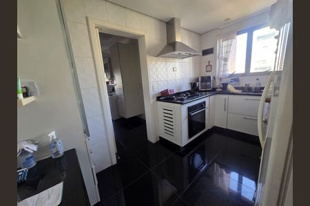 Apartamento à venda com 223m², 3 quartos e 3 vagasCozinha