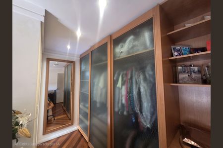 Apartamento à venda com 223m², 3 quartos e 3 vagasQuarto